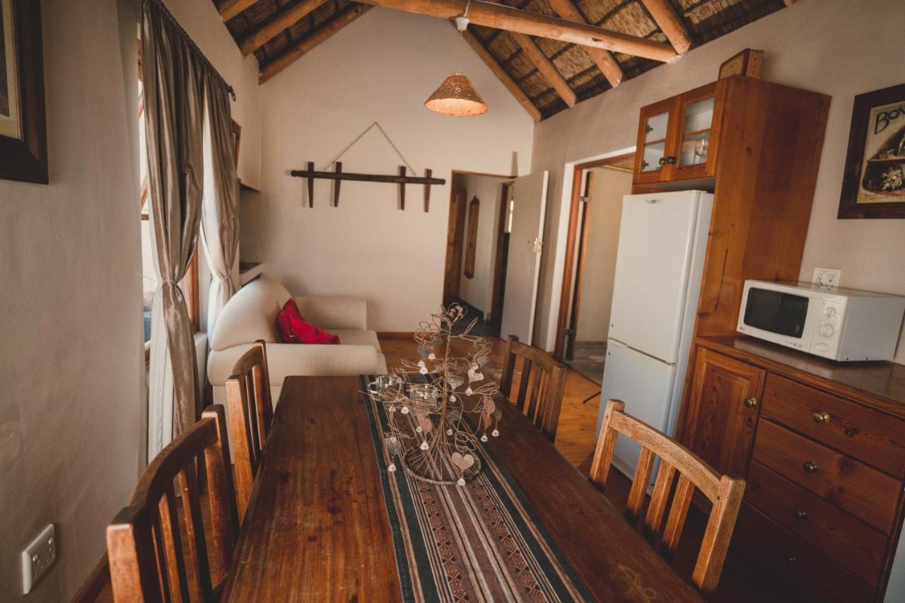 Вилла Oudebosch Guest Farm Риверсдейл Экстерьер фото